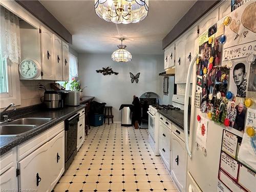 82 Concession 5 Road, Fisherville, ON - Indoor Photo Showing Kitchen With Double Sink