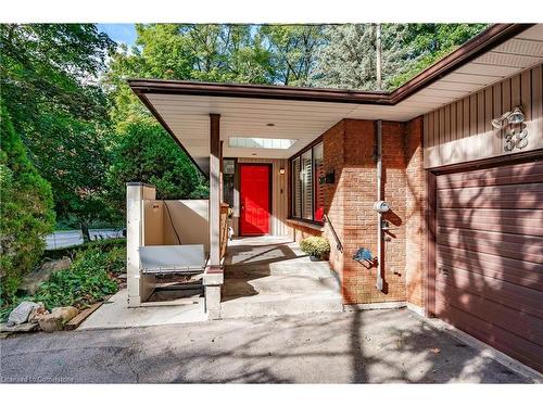 38 Osler Drive, Dundas, ON - Outdoor