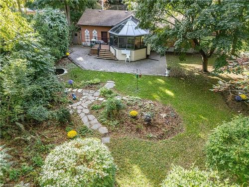 38 Osler Drive, Dundas, ON - Outdoor