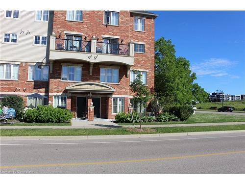 1-51 Hays Boulevard, Oakville, ON - Outdoor With Facade