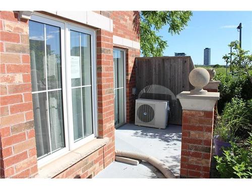 1-51 Hays Boulevard, Oakville, ON - Outdoor With Exterior