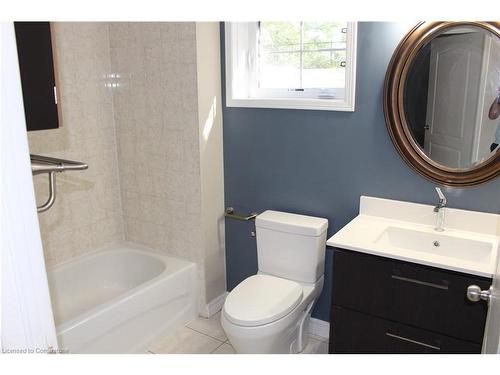 1-51 Hays Boulevard, Oakville, ON - Indoor Photo Showing Bathroom