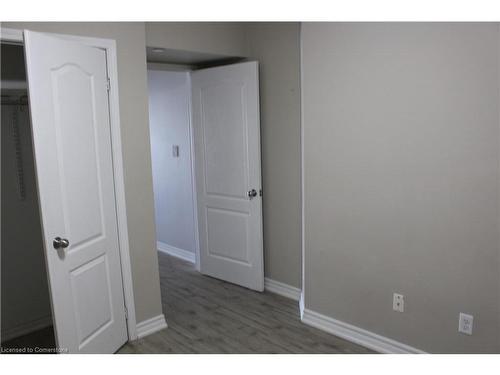 1-51 Hays Boulevard, Oakville, ON - Indoor Photo Showing Other Room