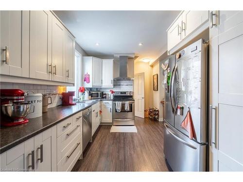 5 York Street, St. Catharines, ON - Indoor Photo Showing Kitchen