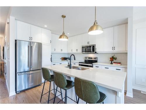 15-27 Rachel Drive, Stoney Creek, ON - Indoor Photo Showing Kitchen With Stainless Steel Kitchen With Double Sink With Upgraded Kitchen