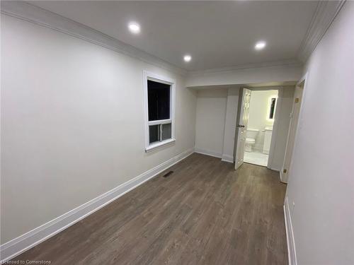 Upper-40 Bartlett Street, St. Catharines, ON - Indoor Photo Showing Other Room