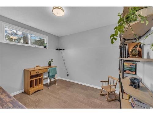 32 Braeheid Avenue, Waterdown, ON - Indoor Photo Showing Other Room