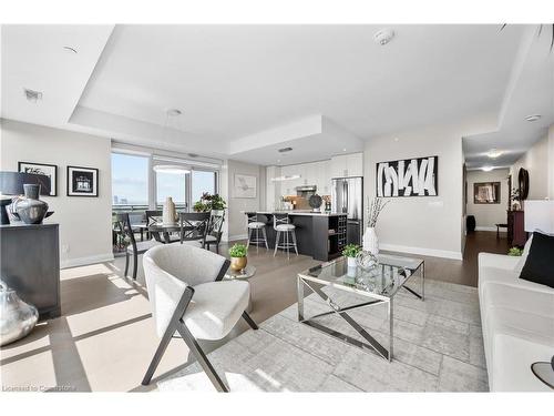 1508-2025 Maria Street, Burlington, ON - Indoor Photo Showing Living Room