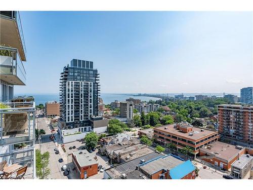 1508-2025 Maria Street, Burlington, ON - Outdoor With View