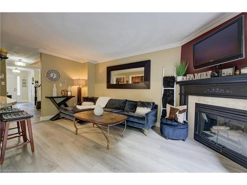 40-255 Mount Albion Road, Hamilton, ON - Indoor Photo Showing Living Room With Fireplace