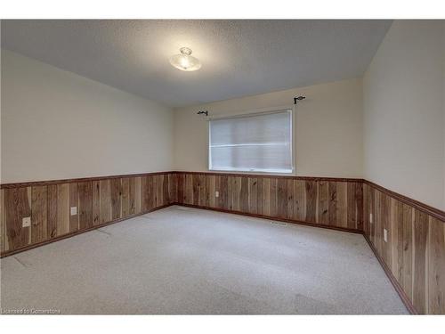 21-120 Beddoe Drive, Hamilton, ON - Indoor Photo Showing Other Room