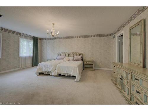 21-120 Beddoe Drive, Hamilton, ON - Indoor Photo Showing Bedroom