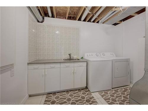 21-120 Beddoe Drive, Hamilton, ON - Indoor Photo Showing Laundry Room