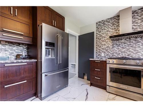 317 Glenholme Avenue, Hamilton, ON - Indoor Photo Showing Kitchen