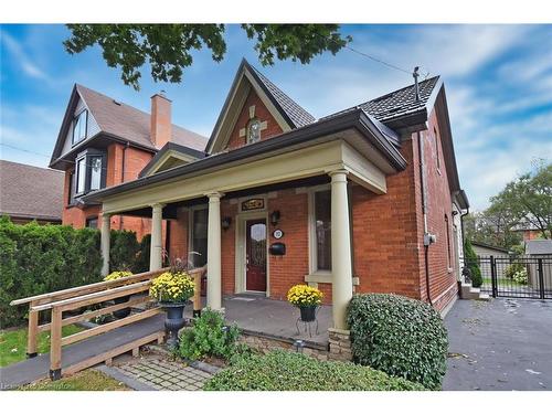 152 Homewood Avenue, Hamilton, ON - Outdoor With Deck Patio Veranda