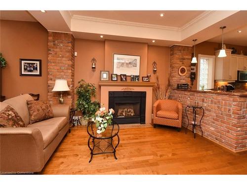 152 Homewood Avenue, Hamilton, ON - Indoor Photo Showing Living Room With Fireplace