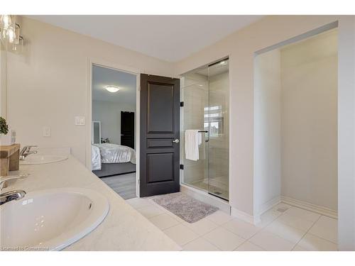 155 Lametti Drive, Fonthill, ON - Indoor Photo Showing Bathroom