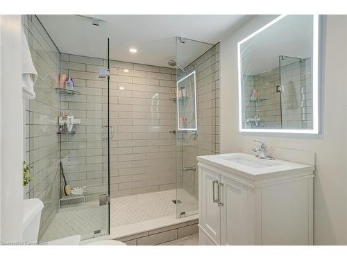 155 Lametti Drive, Fonthill, ON - Indoor Photo Showing Bathroom