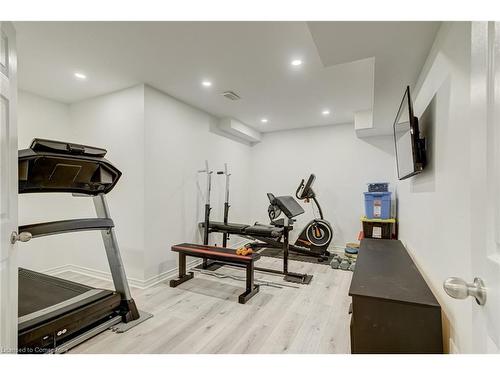 155 Lametti Drive, Fonthill, ON - Indoor Photo Showing Gym Room