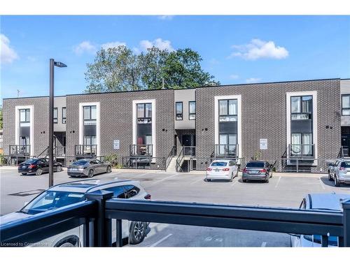 218-6065 Mcleod Road, Niagara Falls, ON - Outdoor