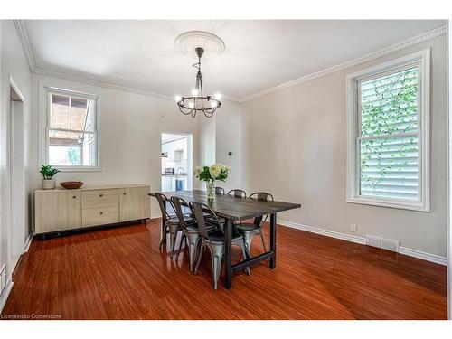 117 Ferguson Avenue S, Hamilton, ON - Indoor Photo Showing Dining Room