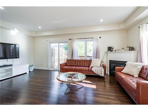 4000 Alexan Crescent, Burlington, ON - Indoor Photo Showing Living Room With Fireplace