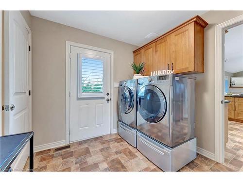 571 Haldimand Road 17, Dunnville, ON - Indoor Photo Showing Laundry Room