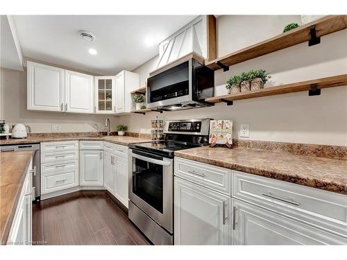 571 Haldimand Road 17, Dunnville, ON - Indoor Photo Showing Kitchen