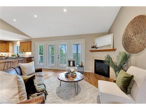 571 Haldimand Road 17, Dunnville, ON - Indoor Photo Showing Living Room With Fireplace