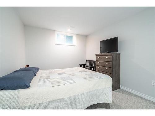 58D Harris Avenue, Brantford, ON - Indoor Photo Showing Bedroom