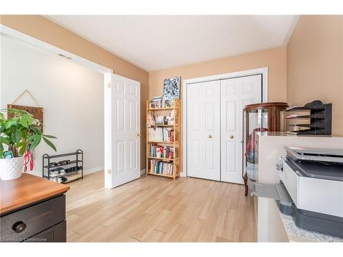 58D Harris Avenue, Brantford, ON - Indoor