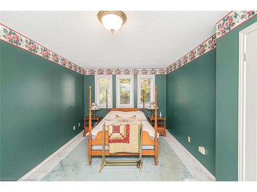 10-54 Argyle Street S, Caledonia, ON - Indoor Photo Showing Bedroom