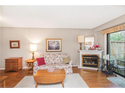 10-54 Argyle Street S, Caledonia, ON - Indoor Photo Showing Living Room With Fireplace