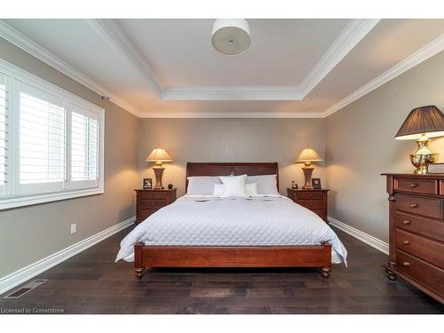 67 Alma Street, Dundas, ON - Indoor Photo Showing Bedroom