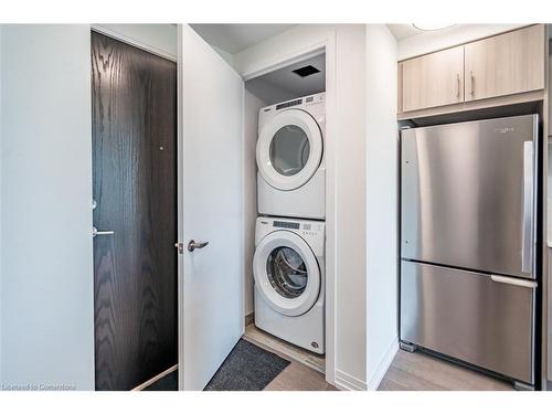 608-7711 Green Vista Gate, Niagara Falls, ON - Indoor Photo Showing Laundry Room