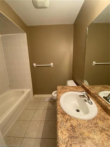 69 Cedarville Drive, Hamilton, ON - Indoor Photo Showing Bathroom