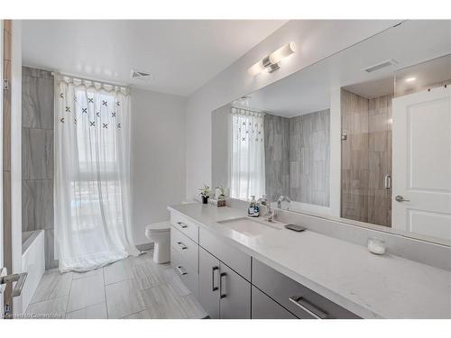 707-2007 James Street, Burlington, ON - Indoor Photo Showing Bathroom