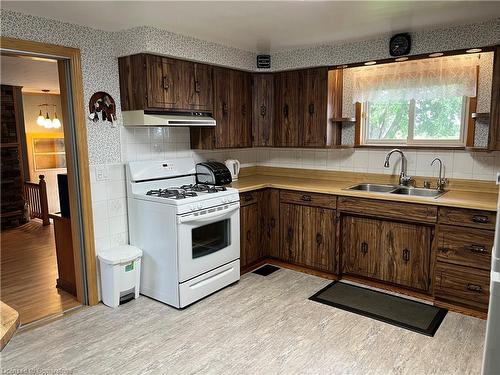 371 Brooklin Road, Haldimand, ON - Indoor Photo Showing Kitchen With Double Sink