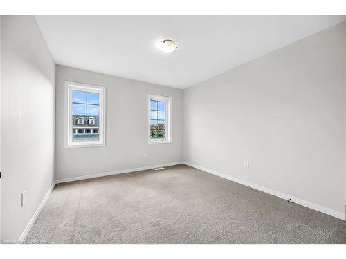 3 Kelso Drive, Caledonia, ON - Indoor Photo Showing Other Room