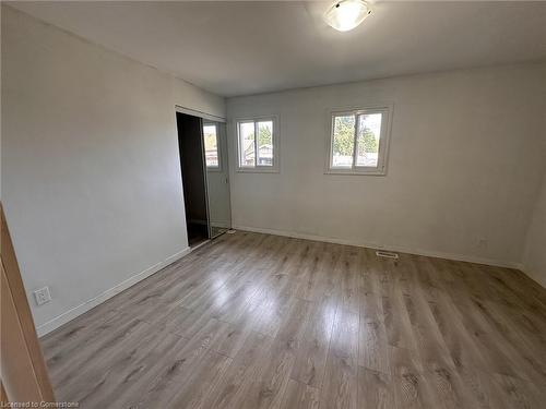 1525 Barton Street E, Hamilton, ON - Indoor Photo Showing Other Room