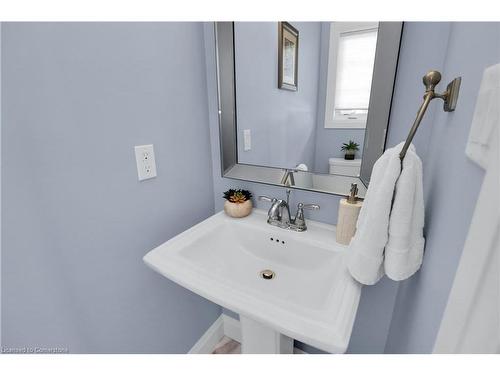 412 Annalee Drive, Ancaster, ON - Indoor Photo Showing Bathroom