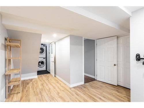 Lower-172 Berkindale Drive, Hamilton, ON - Indoor Photo Showing Laundry Room