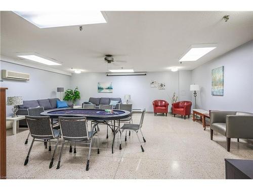 404-301 Frances Avenue, Hamilton, ON - Indoor Photo Showing Dining Room