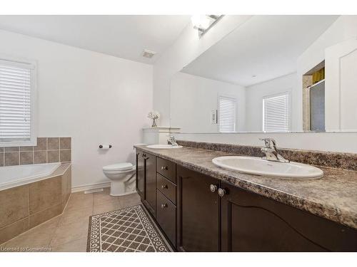 3047 Ferguson Drive, Burlington, ON - Indoor Photo Showing Bathroom