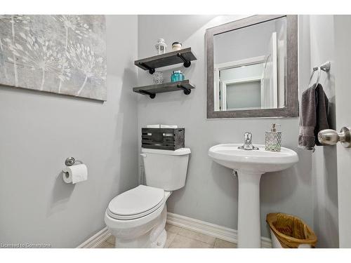 3047 Ferguson Drive, Burlington, ON - Indoor Photo Showing Bathroom