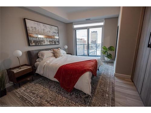 2104-20 George Street, Hamilton, ON - Indoor Photo Showing Bedroom