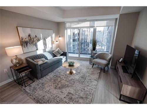 2109-20 George Street, Hamilton, ON - Indoor Photo Showing Living Room