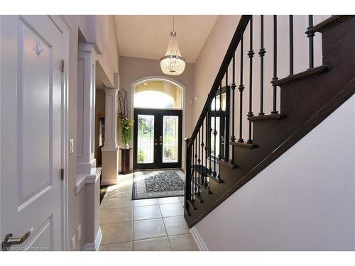 259 Mother'S Street, Glanbrook, ON - Indoor Photo Showing Other Room