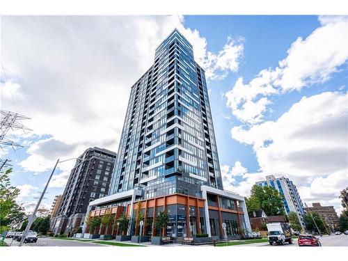 206-500 Brock Avenue, Burlington, ON - Outdoor With Facade