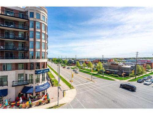 404-1940 Ironstone Drive, Burlington, ON - Outdoor With Balcony